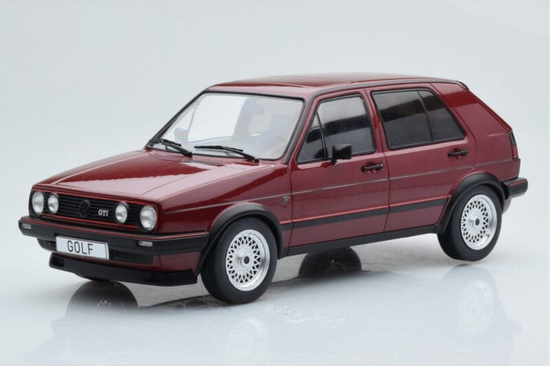 Volkswagen Golf GTI Mk2 Raudonas MCG 1:18