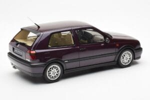 Volkswagen Golf Mk3 VR6 Syncro Tamsiai Violetinis Perlas Otto 1:18 OT1052 Derva - nuotrauka 2 iš 6