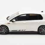 Volkswagen Golf GTI Mk8 Clubsport Baltas Otto 1:18 - image 3 of 6