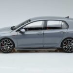 Volkswagen Golf GTI Mk8 Norev 1:18 188590 Metalas - image 4 of 7