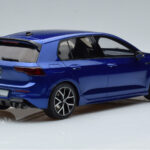 Volkswagen Golf Mk8 R Mėlynas Otto 1:18 - image 2 of 6
