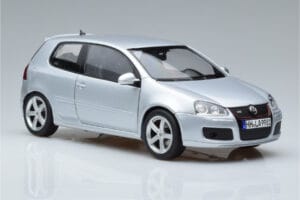 Volkswagen Golf GTI Mk5 Pirelli Edition Sidabrinis Norev 1:18 188425 Metalas - nuotrauka 5 iš 7