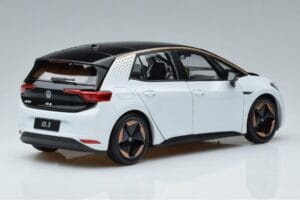 Volkswagen ID.3 Baltas FAW 1:18 ZVN000001WEI Metalas - nuotrauka 3 iš 7