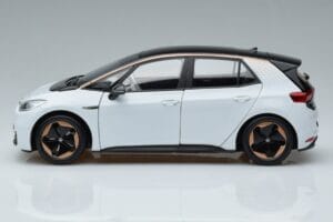 Volkswagen ID.3 Baltas FAW 1:18 ZVN000001WEI Metalas - nuotrauka 4 iš 7