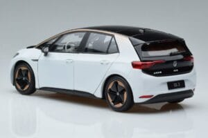 Volkswagen ID.3 Baltas FAW 1:18 ZVN000001WEI Metalas - nuotrauka 6 iš 7