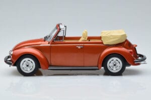 Volkswagen Beetle 1303 Kabrioletas Oranžinis Norev 1:18 188526 Metalas - nuotrauka 3 iš 6