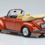 Volkswagen Beetle 1303 Kabrioletas Oranžinis Norev 1:18 - image 5 of 6