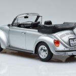 Volkswagen Beetle 1303 Kabrioletas Sidabrinis Norev 1:18 - image 5 of 6