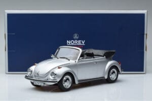 Volkswagen Beetle 1303 Kabrioletas Sidabrinis Norev 1:18 188530 Metalas - nuotrauka 6 iš 6
