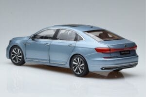 Volkswagen Passat B8 Mėlynas FAW 1:18 ZVF000003A Metalas - nuotrauka 6 iš 7
