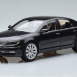 Volkswagen Phaeton V6 Mazeppa Pilkas Kyosho 1:18