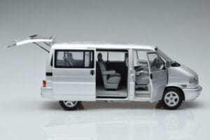 Volkswagen T4b Transporter Caravelle Minibus Schuco 1:18 450041500 Metalas - nuotrauka 4 iš 8