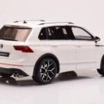 Volkswagen Tiguan R Baltas Otto 1:18 - image 2 of 6