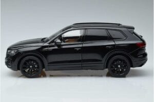 Volkswagen Touareg CR Juodas FAW 1:18 LTC761021BLA Metalas - nuotrauka 4 iš 7
