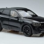 Volkswagen Touareg CR Juodas FAW 1:18 LTC761021BLA Metalas - image 5 of 7