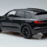 Volkswagen Touareg CR Juodas FAW 1:18 LTC761021BLA Metalas - image 6 of 7