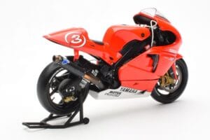 Yamaha YZR-M1 Marlboro Yamaha Team #3 M. Biaggi MotoGP 2002 Minichamps 1:12 122026303 Metalas - nuotrauka 3 iš 4
