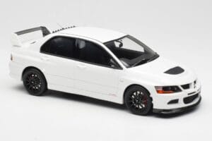 Mitsubishi Lancer Evo VIII MR FQ-400 Baltas Otto 1:18 OT777 Derva - nuotrauka 4 iš 6