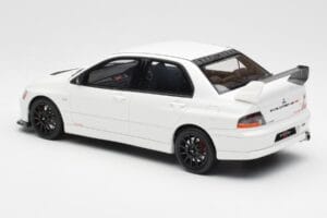 Mitsubishi Lancer Evo VIII MR FQ-400 Baltas Otto 1:18 OT777 Derva - nuotrauka 5 iš 6