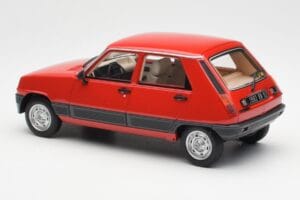 Renault 5 GTL Raudonas Otto 1:18 OT1147 Derva - nuotrauka 5 iš 6