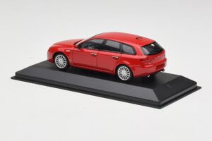 Alfa Romeo 159 Sportwagon Alfa Raudonas Minichamps 1:43 400120511 Metalas - nuotrauka 3 iš 4