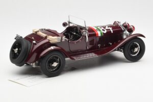 Alfa Romeo 1750 GS Spider #84 T. Nuvolari / B. Guidotti Mille Miglia Winner 1930 CMC 1:18 M-141 Metalas - nuotrauka 2 iš 6