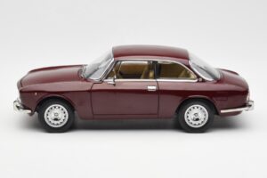 Alfa Romeo 2000 GTV Kaštonų Raudonas Norev 1:18 187916 Metalas - nuotrauka 4 iš 8