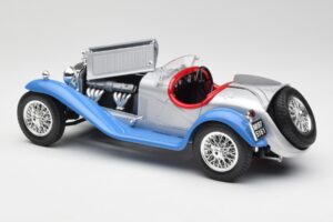 Alfa Romeo 2300 Spider Sidabriškai Mėlynas Bburago 1:18 3008 Metalas - nuotrauka 5 iš 8