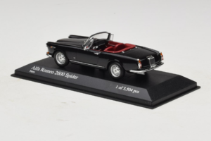 Alfa Romeo 2600 Spider Juodas Minichamps 1:43 400120630 Metalas - nuotrauka 3 iš 4