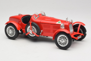 Alfa Romeo 8C 2300 Monza Raudonas Bburago 1:18 3014 Metalas - nuotrauka 4 iš 6