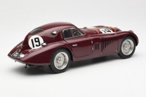 Alfa Romeo 8C 2900 B Speciale #19 24 Hours of Le Mans 1938 CMC 1:18 M-111 Metalas - nuotrauka 2 iš 6
