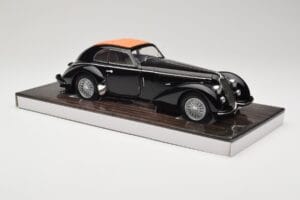 Alfa Romeo 8C 2900B Lungo Juodas Minichamps 1:18 100120421 Metalas - nuotrauka 6 iš 8