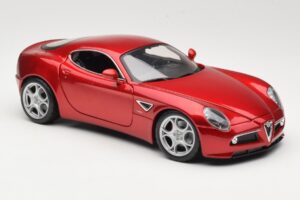 Alfa Romeo 8C Competizione Raudonas Bburago 1:18 18-11021 Metalas - nuotrauka 6 iš 8