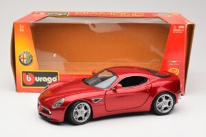 Alfa Romeo 8C Competizione Raudonas Bburago 1:18 18-11021 Metalas - nuotrauka 8 iš 8