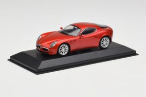 Alfa Romeo 8C Competizione Alfa Raudonas Minichamps 1:43 403120523 Metalas - nuotrauka 2 iš 4
