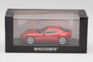 Alfa Romeo 8C Competizione Alfa Raudonas Minichamps 1:43 403120523 Metalas - nuotrauka 4 iš 4