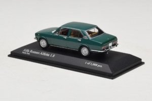 Alfa Romeo Alfetta 1.8 Žalias Minichamps 1:43 400120204 Metalas - nuotrauka 3 iš 4
