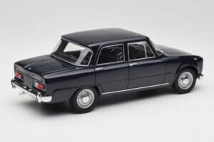 Alfa Romeo Giulia 1300 Mėlynas Minichamps 1:18 180120905 Metalas - nuotrauka 3 iš 8