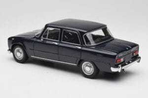 Alfa Romeo Giulia 1300 Mėlynas Minichamps 1:18 180120905 Metalas - nuotrauka 7 iš 8