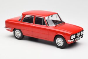 Alfa Romeo Giulia Nuova Super Raudonas MCG 1:18 MCG18145 Metalas - nuotrauka 4 iš 6