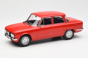 Alfa Romeo Giulia Nuova Super Raudonas MCG 1:18 MCG18145 Metalas