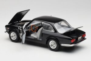 Alfa Romeo Giulia Sprint GTA Juodas Road Signature 1:18 92348 Metalas - nuotrauka 5 iš 8