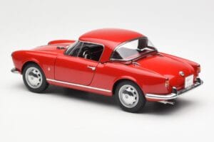 Alfa Romeo Giulietta 1300 Spider Raudonas AUTOart 1:18 70157 Metalas - nuotrauka 7 iš 8