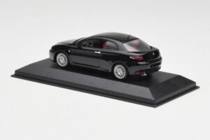 Alfa Romeo GT Juodas Minichamps 1:43 400120320 Metalas - nuotrauka 3 iš 4