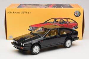 Alfa Romeo GTV6 2.5 Juodas Laudoracing-Models 1:18 LM110C Metalas - nuotrauka 6 iš 6