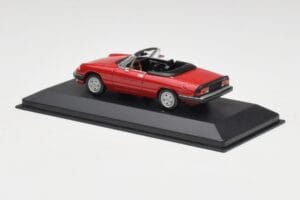 Alfa Romeo Spider 2000 Alfa Raudonas Minichamps 1:43 436120760 Metalas - nuotrauka 3 iš 4