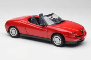 Alfa Romeo Spider 916 Alfa Raudonas Maisto 1:18 50278 Metalas - nuotrauka 6 iš 8