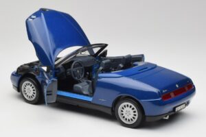Alfa Romeo Spider 916 Periwinkle Mėlynas Maisto 1:18 50308 Metalas - nuotrauka 4 iš 7