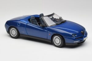 Alfa Romeo Spider 916 Periwinkle Mėlynas Maisto 1:18 50308 Metalas - nuotrauka 5 iš 7