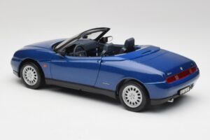 Alfa Romeo Spider 916 Periwinkle Mėlynas Maisto 1:18 50308 Metalas - nuotrauka 6 iš 7